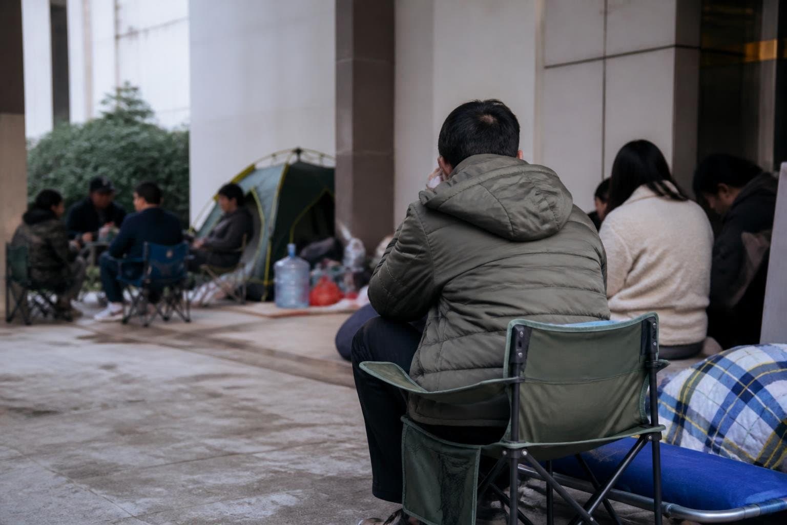 중국 윈난성 공공사업 임금 100만 위안 체불 주장…노동자들 현장 숙식하며 항의
