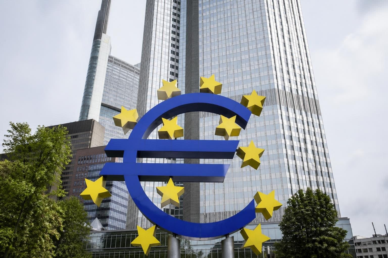 블룸버그 '이번 주 ECB 금리 인상할 듯…시장 관심은 12월'