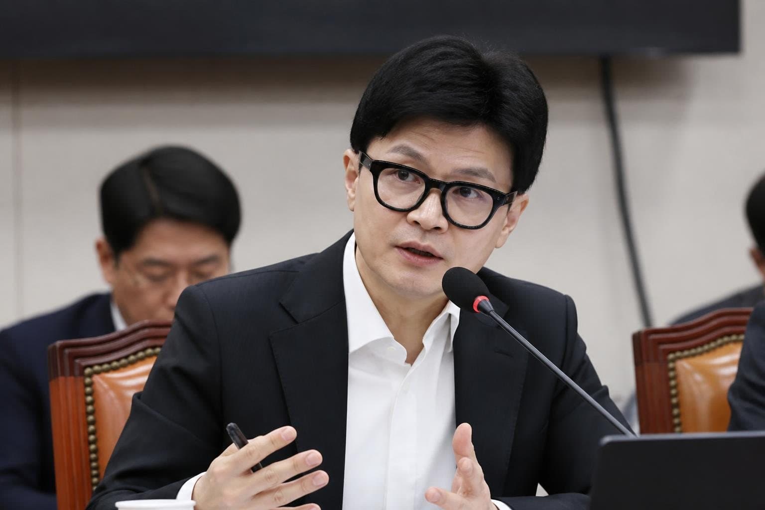 한동훈, 브로커 양씨 녹취록 공개…최재성 전 수석 로비 의혹
