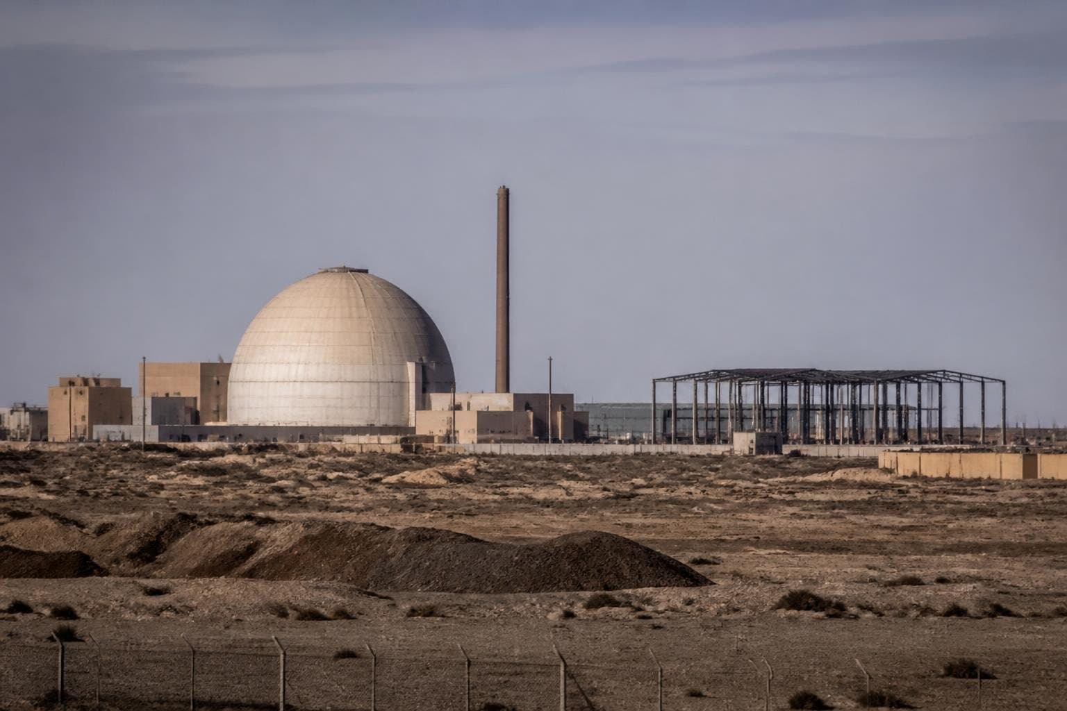 IAEA, 시리아 데이르에조르서 핵 원자로 건설 확인…미신고 핵 프로그램 공개 인정
