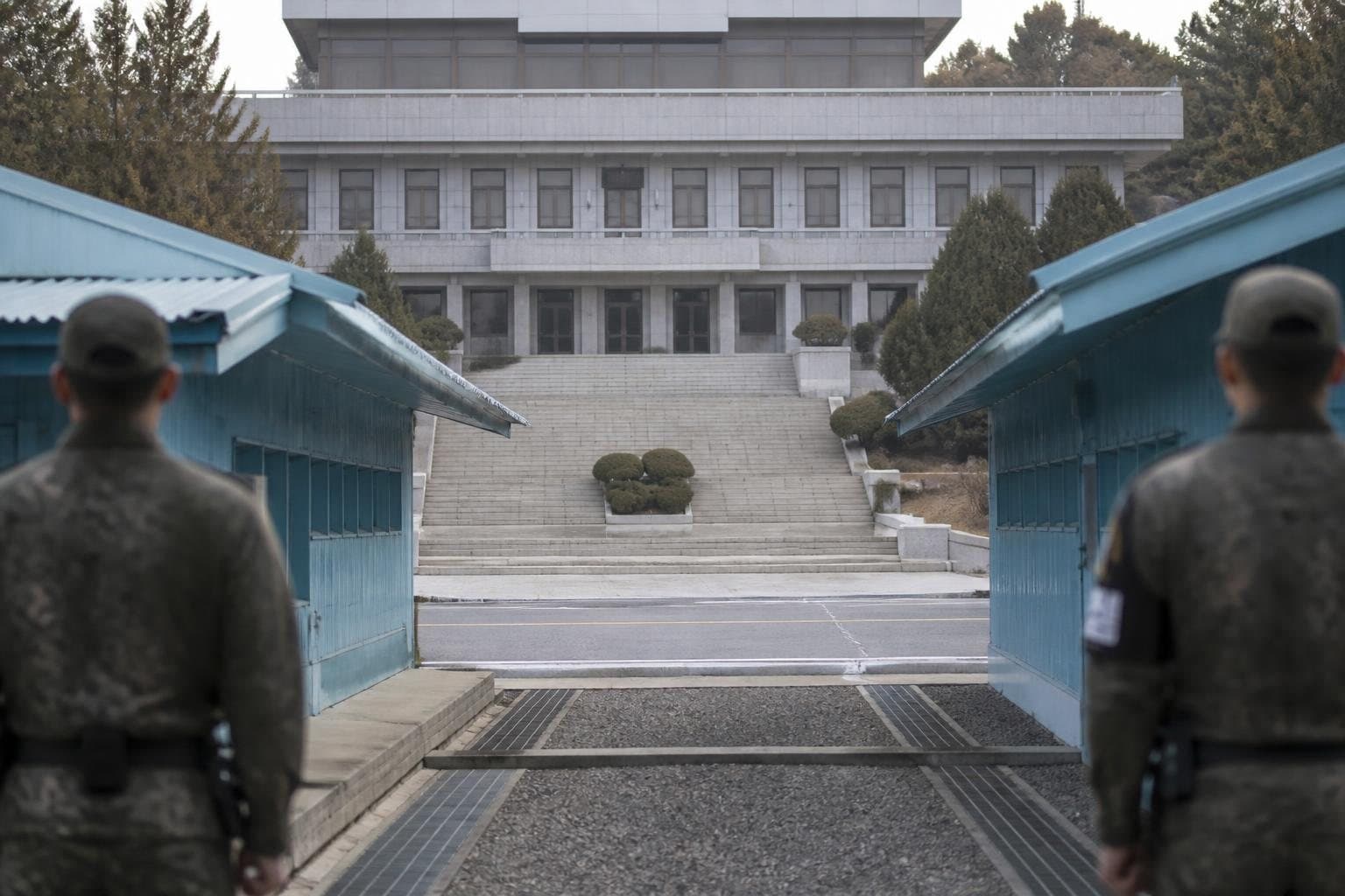 김여정 '이중적 언행' 대통령 실명 비난에도 청와대는 침묵