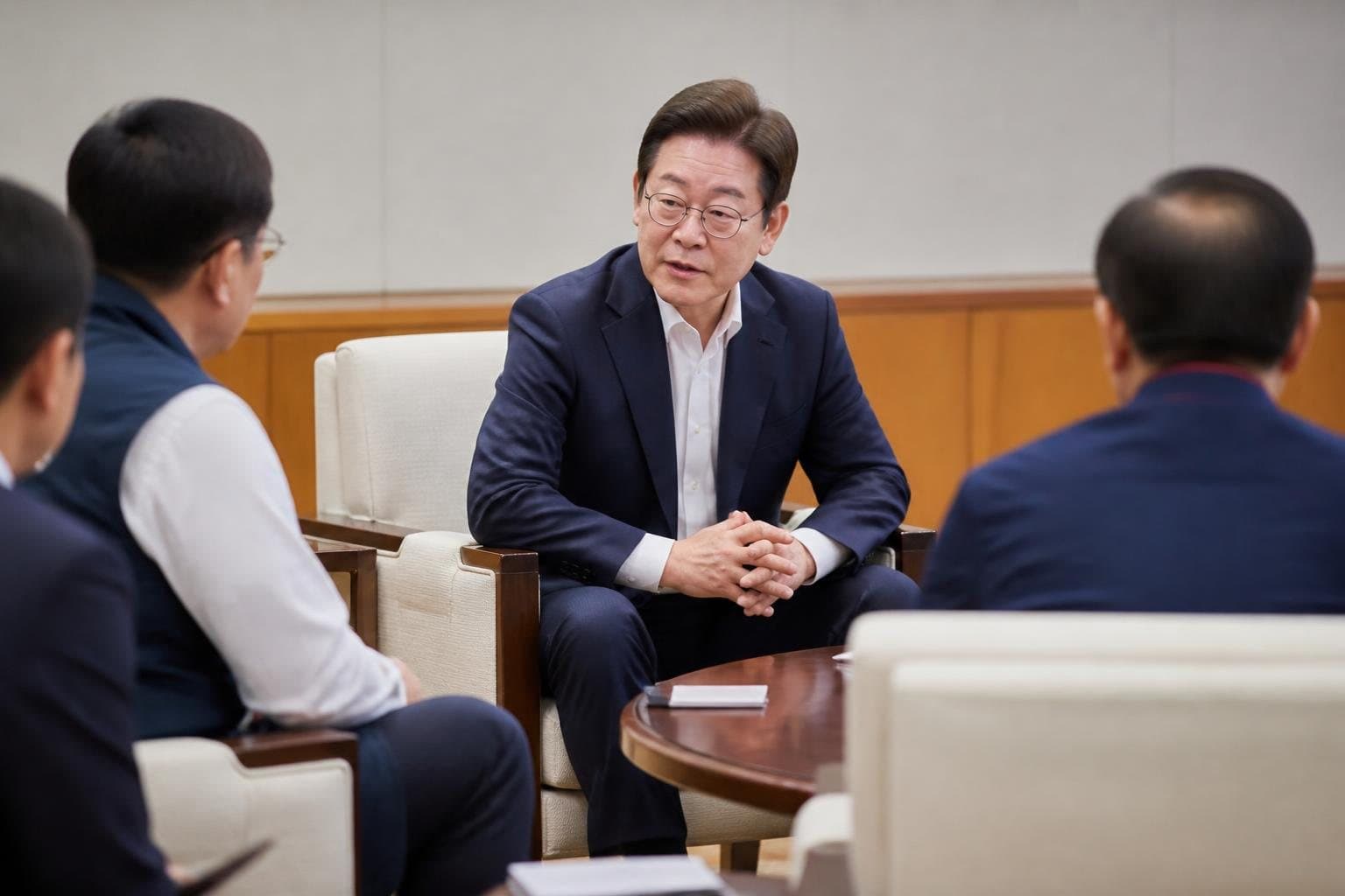 이재명 대통령, 양대 노총과 메가프로젝트 협력·정년연장 논의