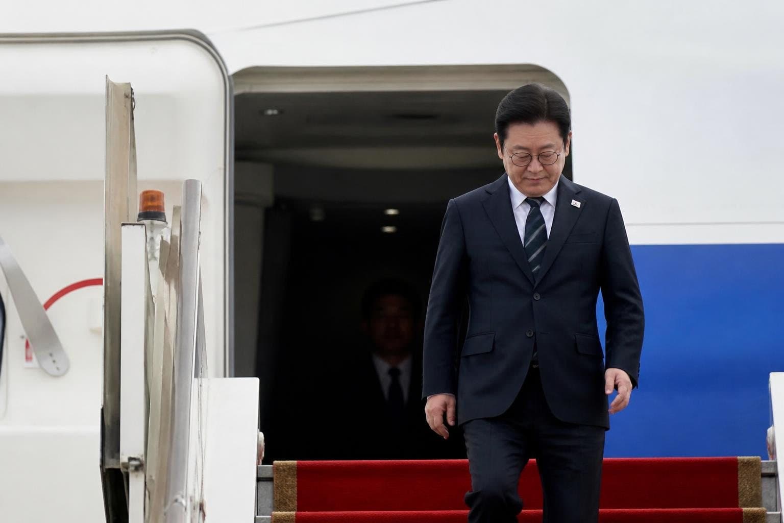 나토·몽골 순방 마친 李대통령, 국내 현안 점검하며 국정운영 재개