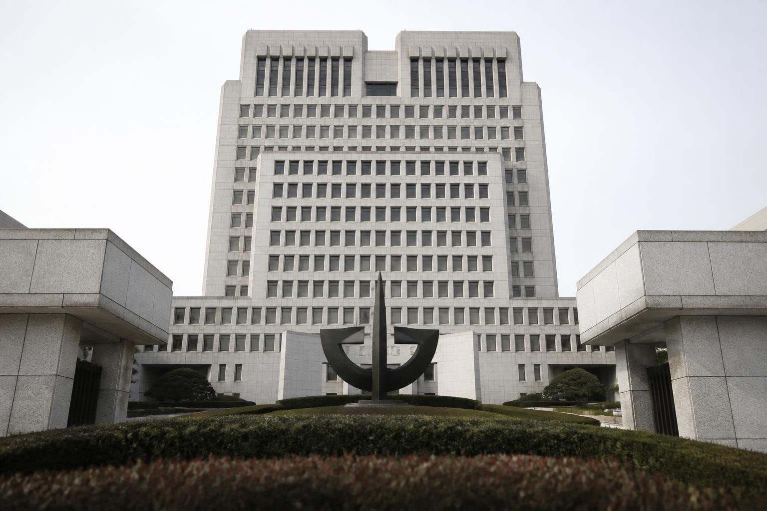 '헌법의 경계 넘지 말라'…법조인 84명, 대법관 재제청 강요 비판