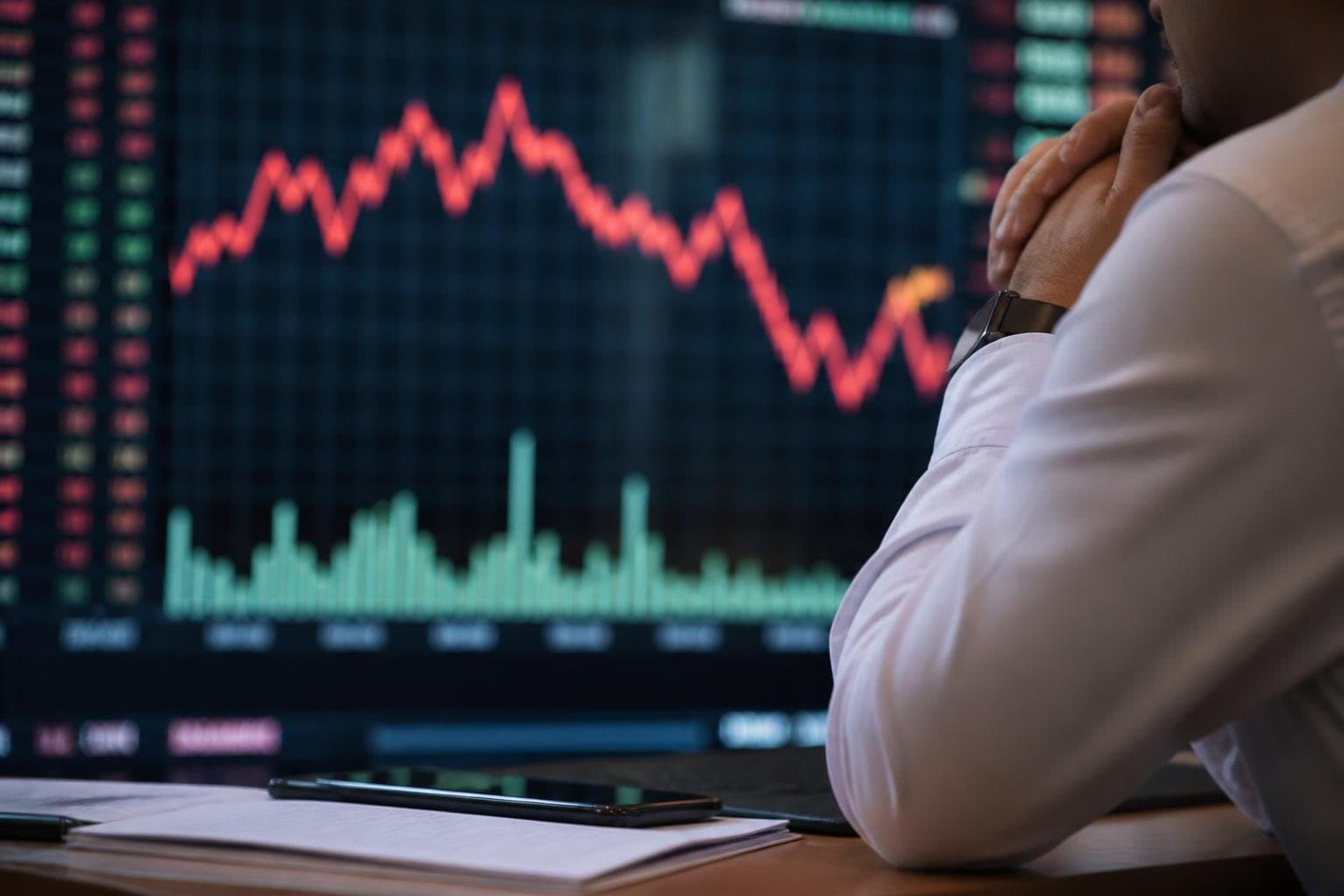 MSCI 리밸런싱 vs 자사주 매입…삼성전자·SK하이닉스 '종가 전쟁'