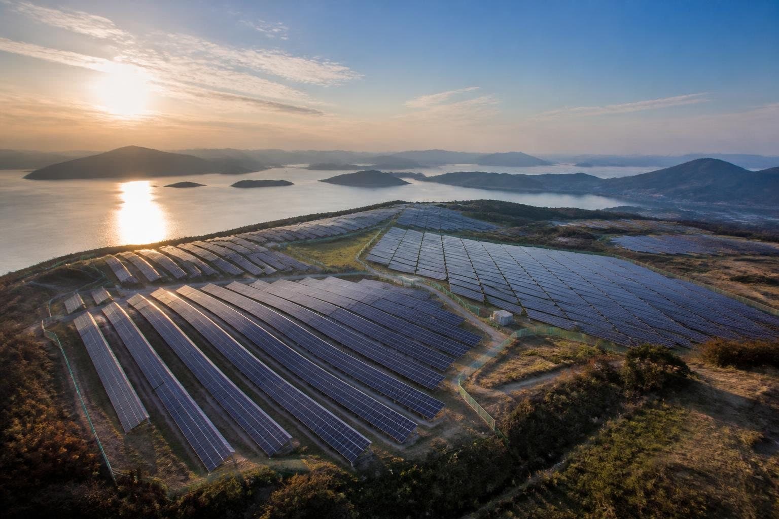 네이버, 진도 216MW 태양광 지분 투자…AI 데이터센터 전력 확보
