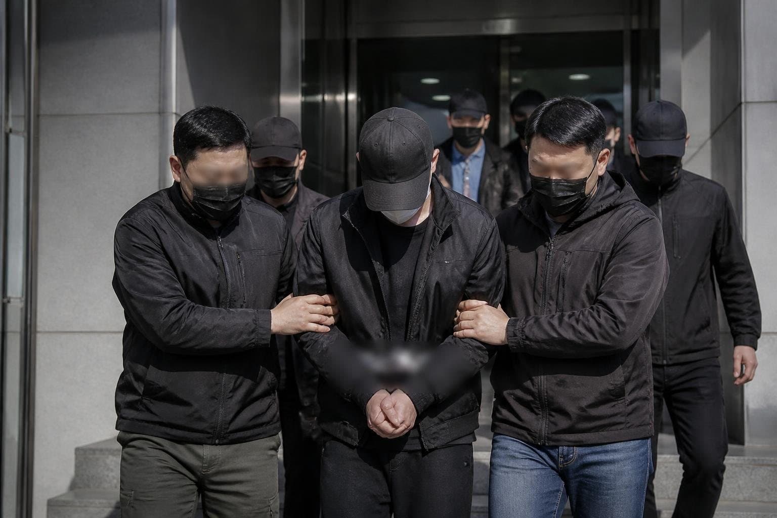 영양제 포장지 필로폰 밀반입 외국인 10명 구속