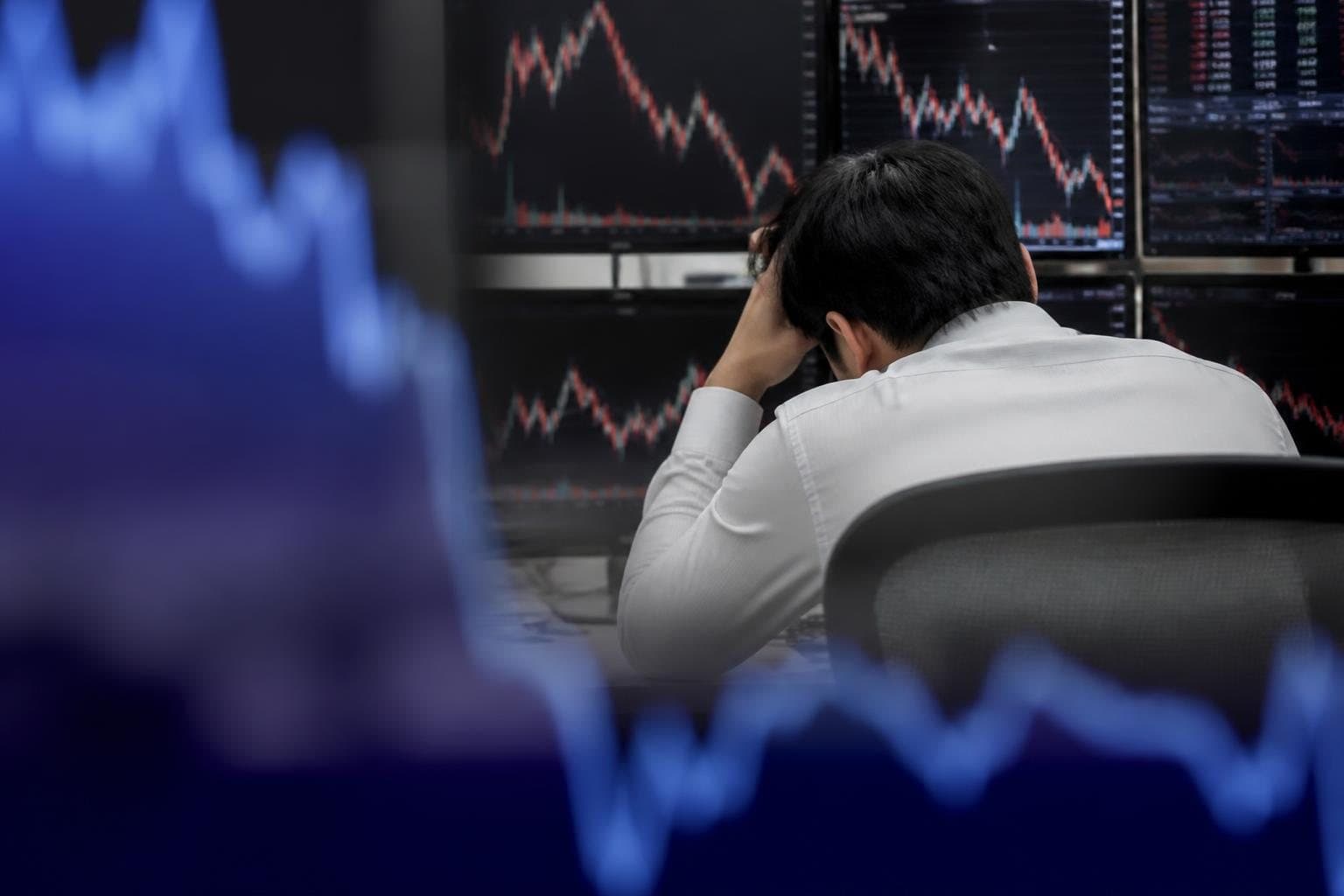 삼성전자 3.47% 급락…AI 개발 속도 조절 논란에 주간 7.1% 하락