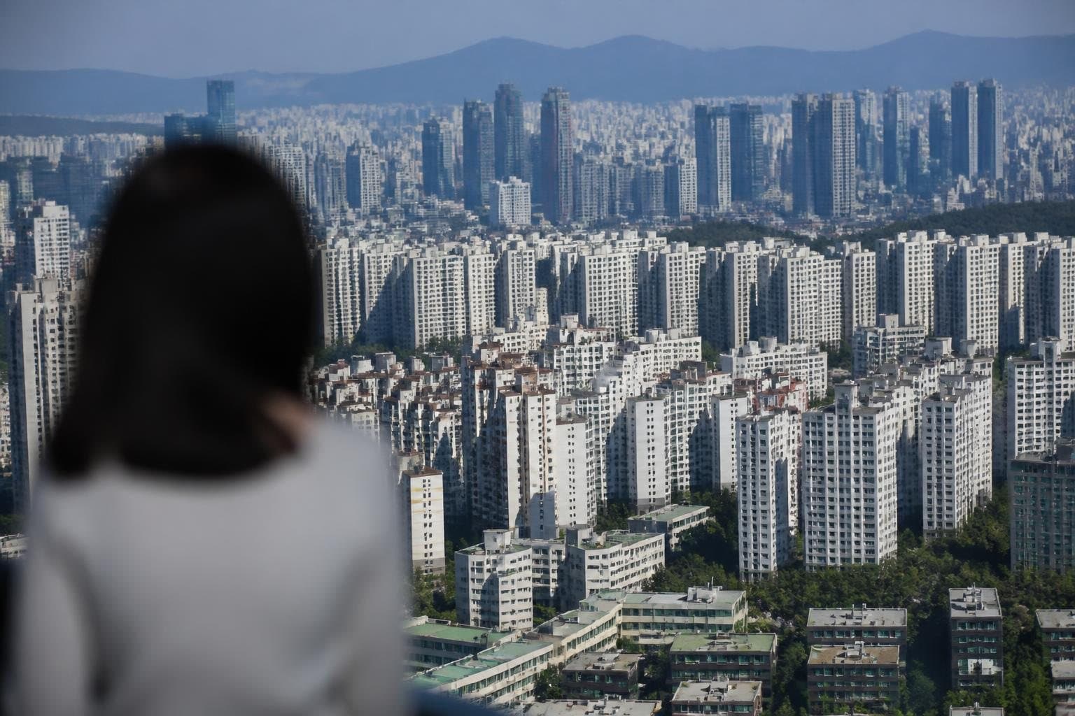 강남·서초는 하락, 외곽은 14년 만에 최대 폭등…서울 아파트 양분