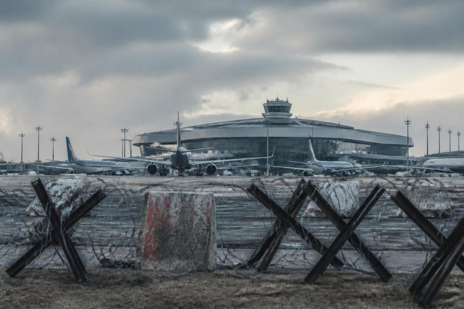 우크라이나, 모스크바 공항 드론 작전 계획했다가 민간피해 우려로 중단