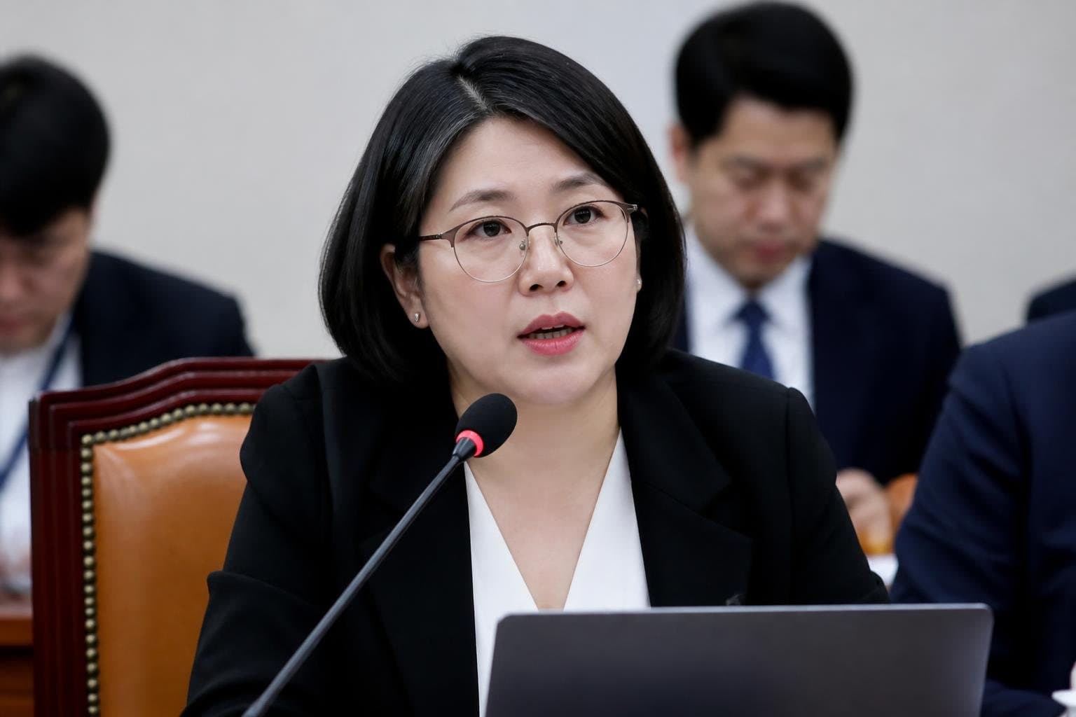 용혜인 '현역의원 장관 지명 취지 이해해야…겸직은 법률 허용'